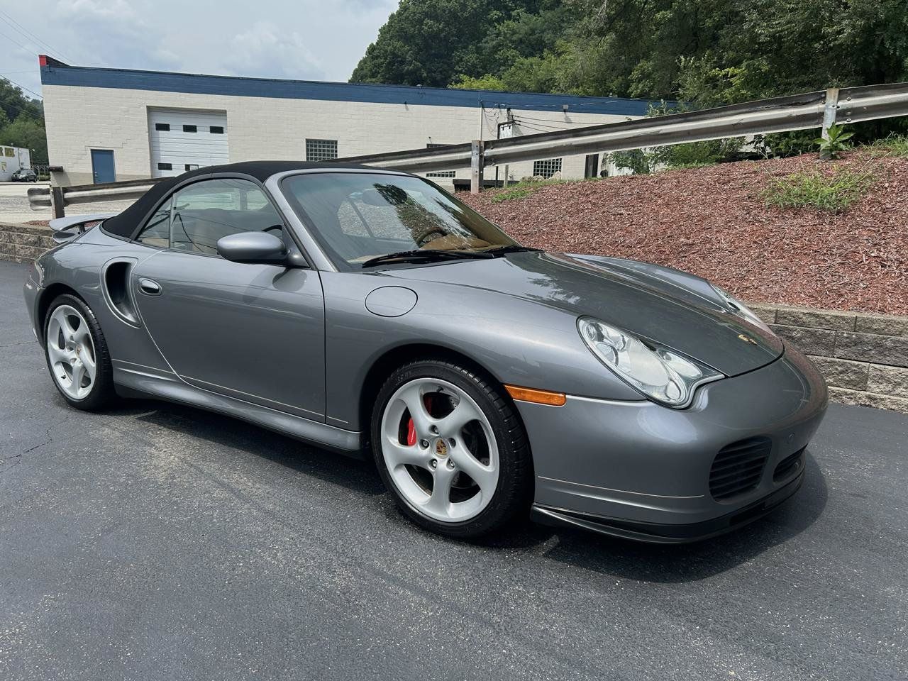 Used 2004 Porsche 911 Turbo AWD/4WD image 11