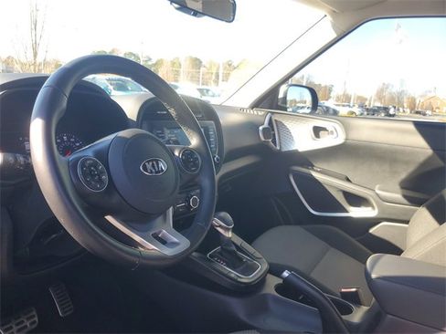 Certified 2021 Kia Soul X-Line image 13