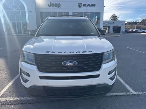 Used 2016 Ford Explorer Sport w/ Equipment Group 401A image 2