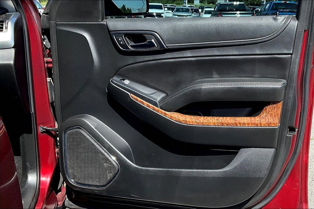 Used 2019 Chevrolet Tahoe Premier AWD/4WD image 20