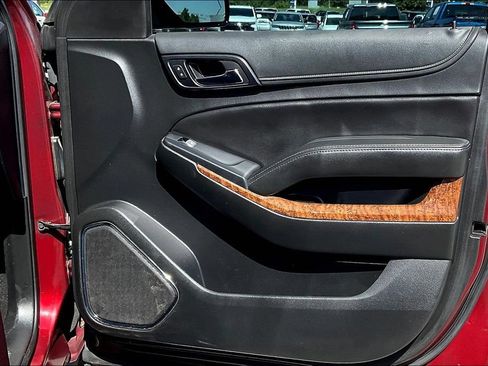 Used 2019 Chevrolet Tahoe Premier AWD/4WD image 20