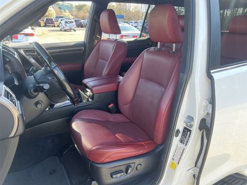 Used 2021 Lexus GX 460 Premium w/ Premium Package image 17