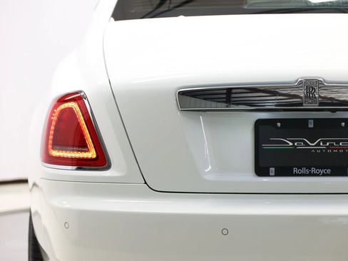 Used 2015 Rolls-Royce Ghost RWD image 66