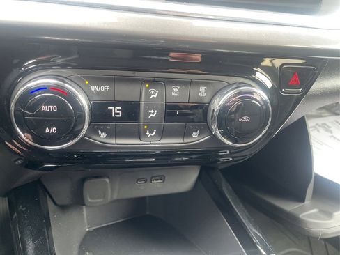 Used 2024 Chevrolet Trax ACTIV w/ Driver Confidence Package FWD image 27