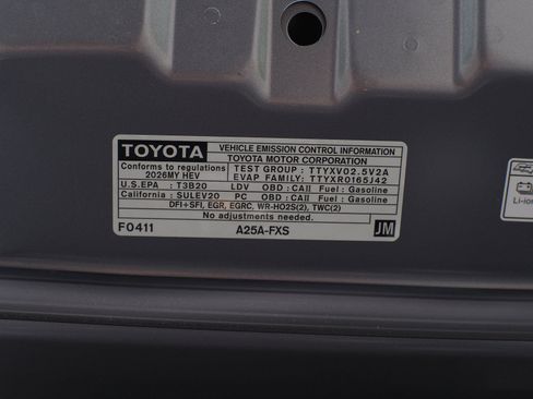 Used 2026 Toyota Camry SE w/ Multimedia Upgrade Package FWD image 20