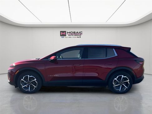 New 2026 Chevrolet Equinox EV LT image 4