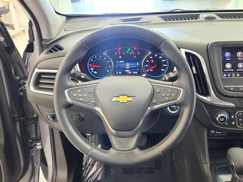 Used 2024 Chevrolet Equinox LT FWD image 32
