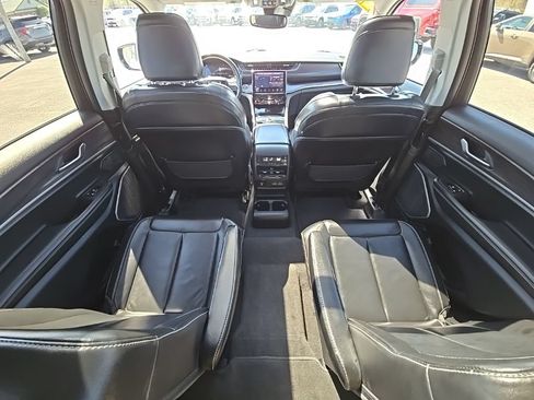 Used 2021 Jeep Grand Cherokee L Limited AWD/4WD image 22