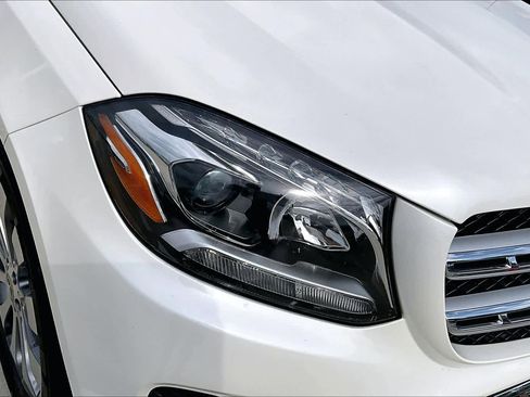 Used 2018 Mercedes-Benz GLS 450 4MATIC image 27