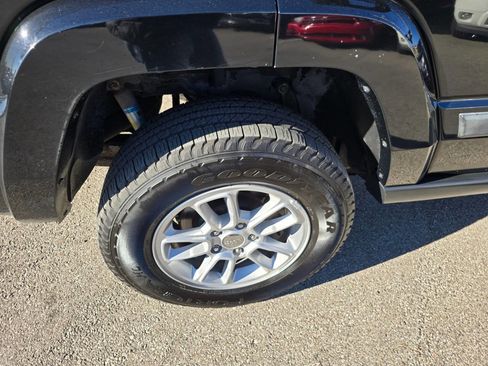 Used 2007 Jeep Commander Sport image 18