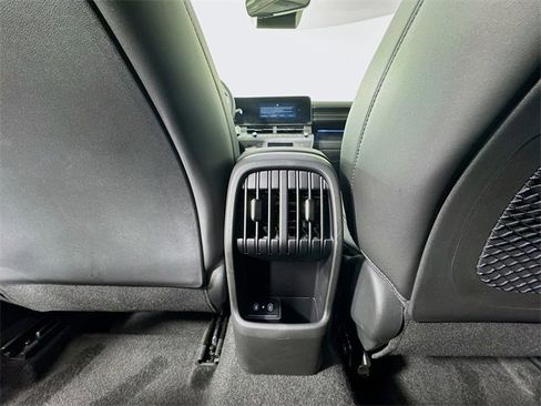 Certified 2025 Hyundai Kona Limited image 27