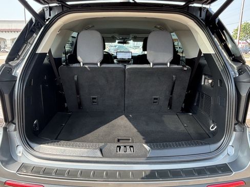 Certified 2025 Ford Explorer Active RWD image 19
