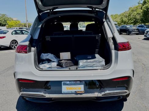 New 2026 Mercedes-Benz EQS 400 4MATIC SUV image 11