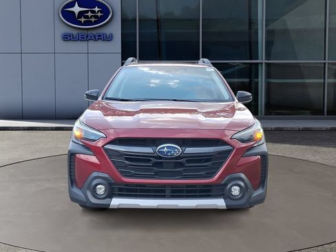 Used 2023 Subaru Outback Limited XT AWD/4WD image 2