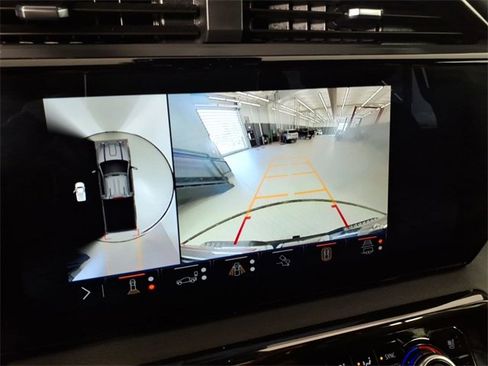 Used 2024 GMC Sierra 2500 AT4 w/ AT4 Premium Plus Package image 25