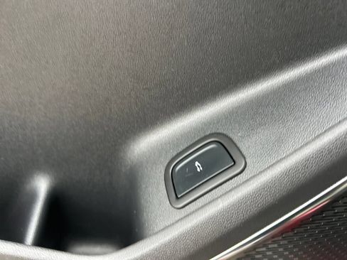 Used 2018 Chevrolet Silverado 1500 LT w/ All Star Edition AWD/4WD image 45