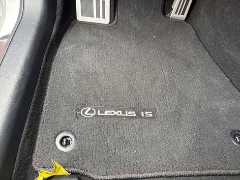 Used 2022 Lexus IS 350 F Sport image 16