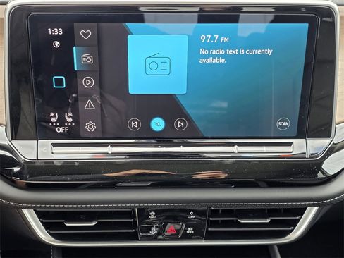 New 2026 Volkswagen Atlas SE image 12