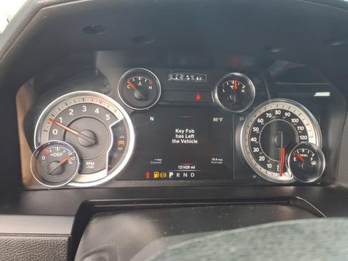 Used 2018 RAM 3500 Laramie AWD/4WD image 11