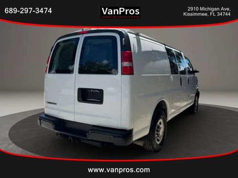 Used 2020 Chevrolet Express 2500 w/ Driver Convenience Package RWD image 5