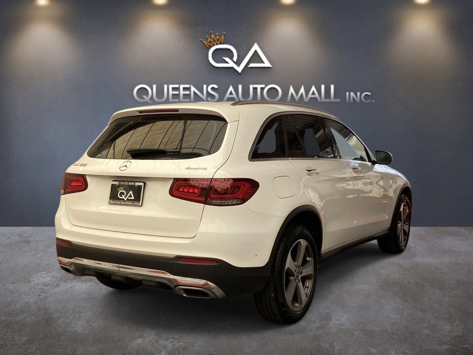Used 2022 Mercedes-Benz GLC 300 4MATIC w/ Premium Package Lite image 6