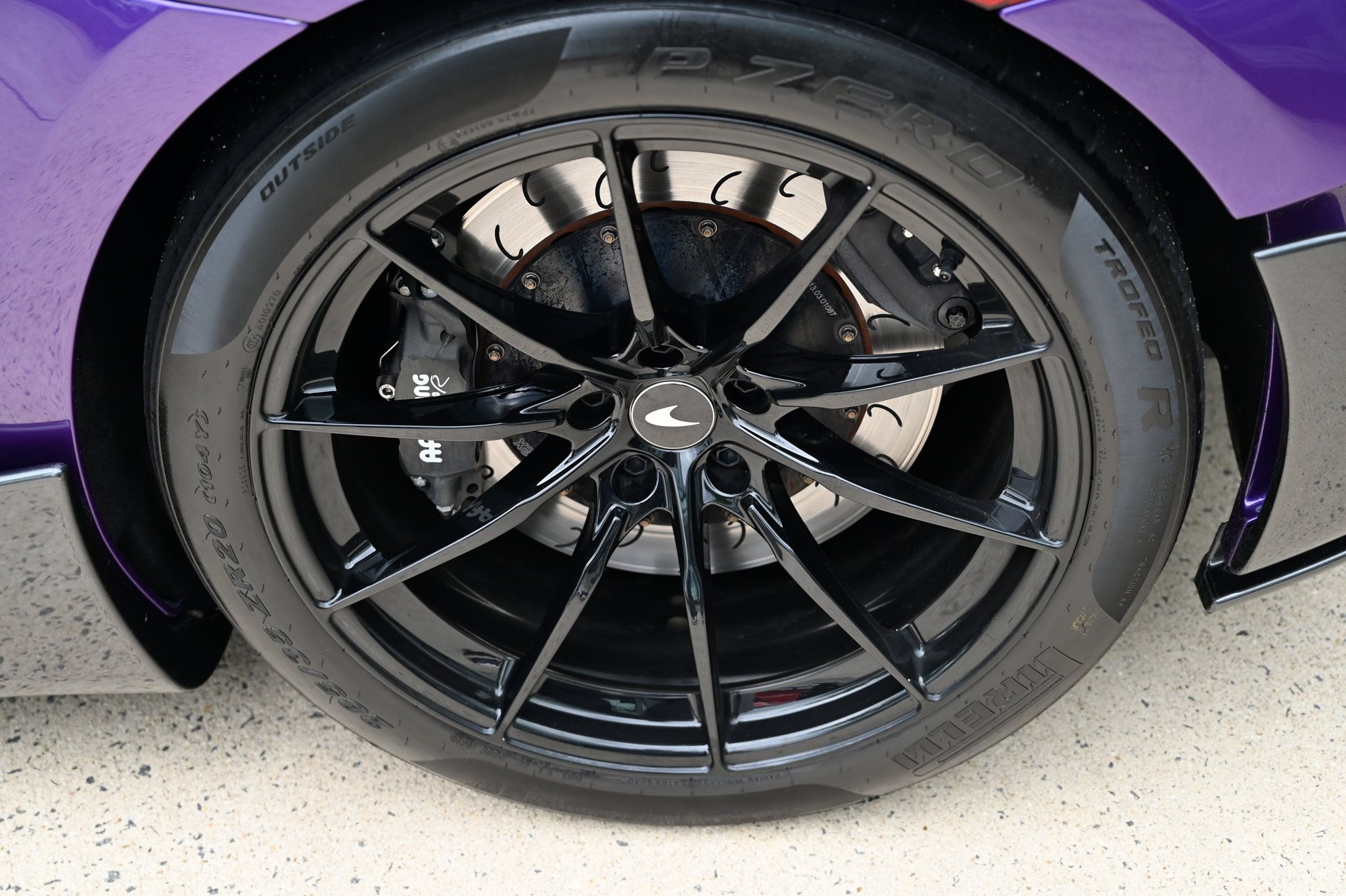 Used 2019 McLaren 600LT RWD image 11