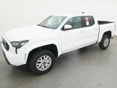 New 2025 Toyota Tacoma SR5 image 83