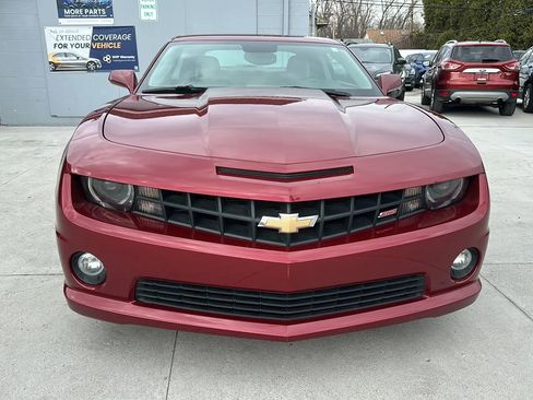 Used 2010 Chevrolet Camaro SS w/ RS Package image 2