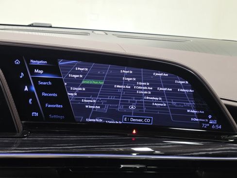 Used 2023 Cadillac Escalade ESV V AWD/4WD image 39