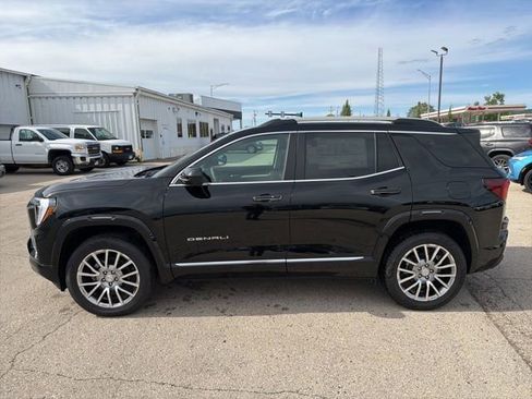 New 2026 GMC Terrain Denali AWD/4WD image 2