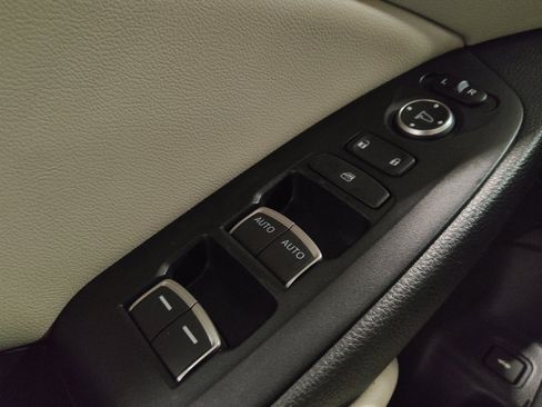 Used 2019 Honda Accord EX image 27