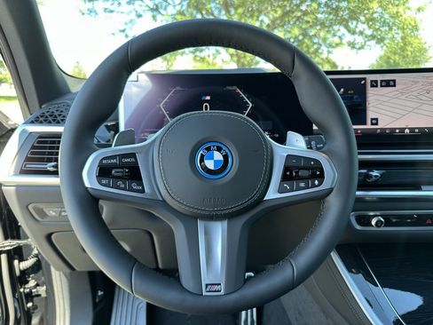 New 2026 BMW X5 xDrive50e w/ M Sport Package image 28