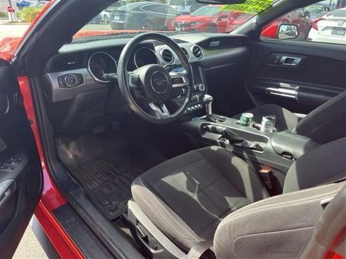 Used 2018 Ford Mustang Coupe w/ Equipment Group 101A RWD image 13