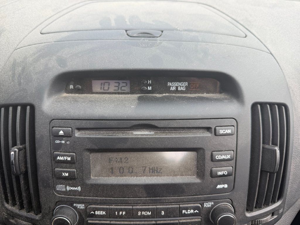 Used 2009 Hyundai Elantra SE FWD image 26