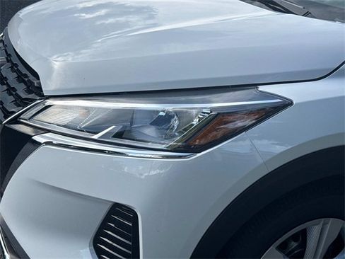 New 2025 Nissan Kicks Play S image 16