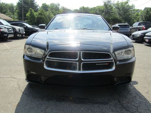 Used 2014 Dodge Charger R/T RWD image 2