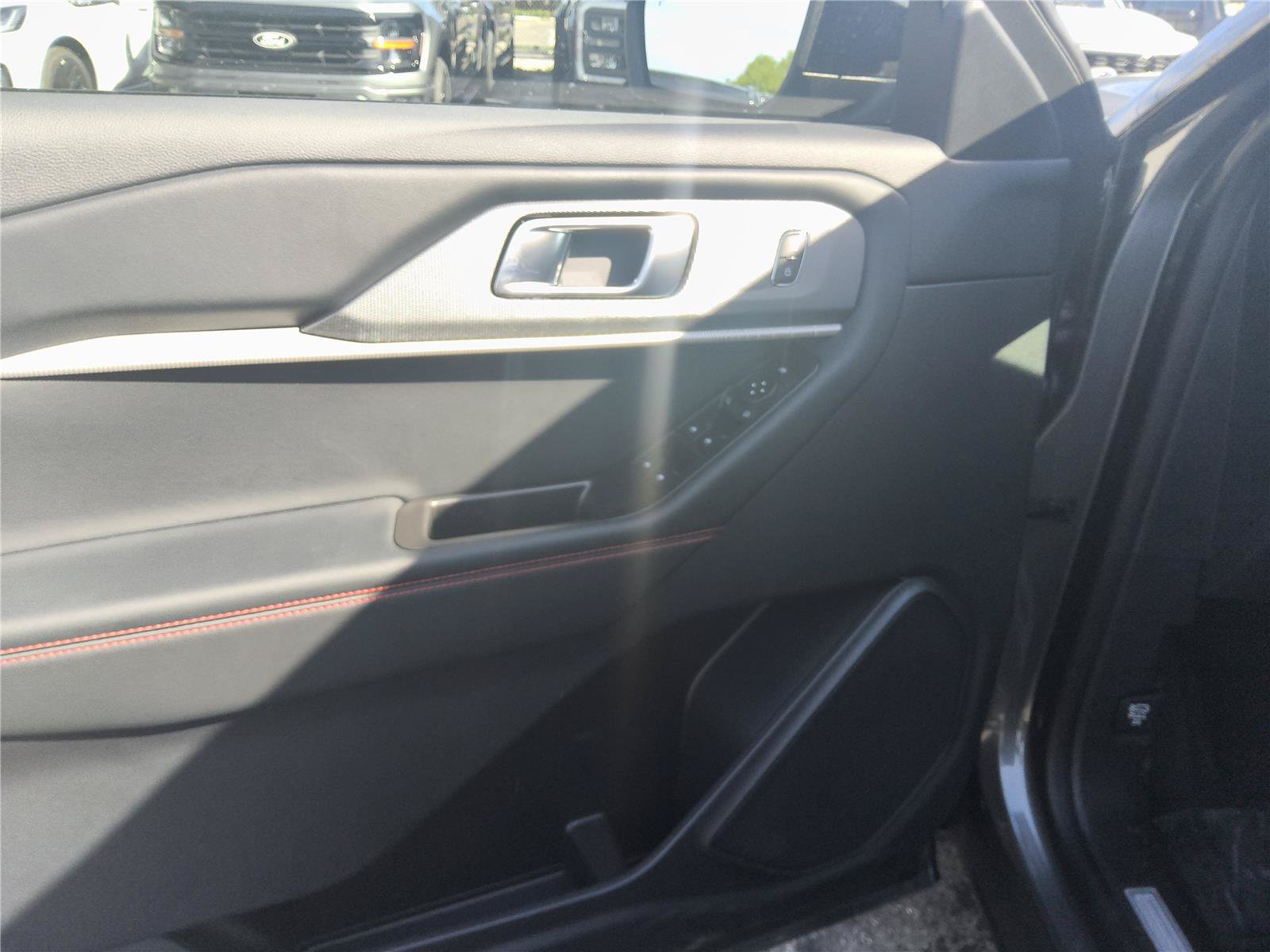 New 2027 Ford Explorer ST-Line RWD image 11