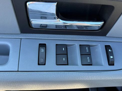 Used 2014 Ford F150 XLT w/ Equipment Group 302A Luxury AWD/4WD image 16