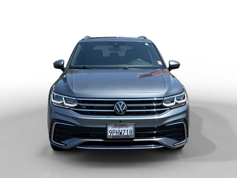Used 2024 Volkswagen Tiguan SEL R-Line AWD/4WD image 8