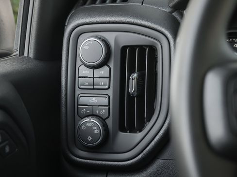 New 2026 Chevrolet Silverado 1500 Custom Trail Boss w/ LPO, Dark Essentials Package image 24