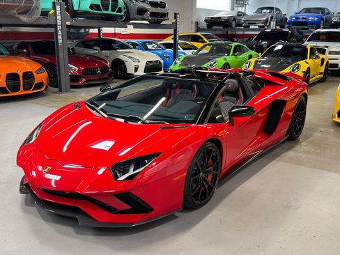 Used 2019 Lamborghini Aventador S AWD/4WD image 12