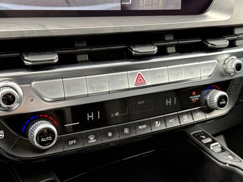 Used 2024 Kia Telluride SX Prestige X-Line image 20