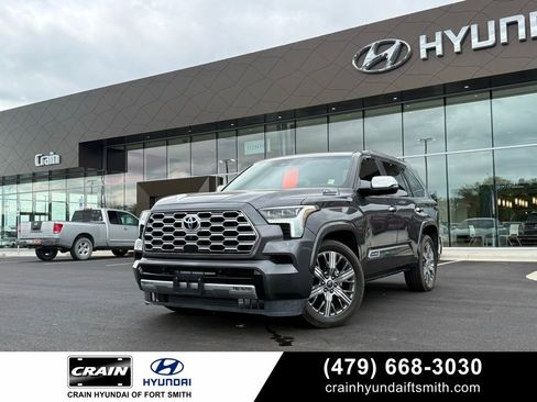 Used 2024 Toyota Sequoia Capstone image 1