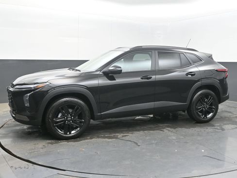 New 2026 Chevrolet Trax ACTIV FWD image 5