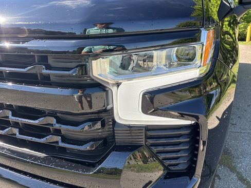 Used 2024 Chevrolet Silverado 1500 RST AWD/4WD image 14