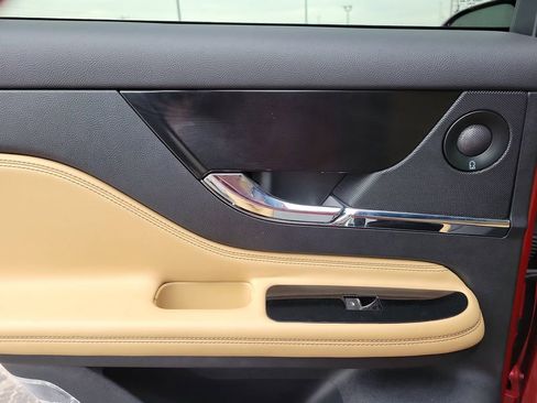 Certified 2022 Lincoln Corsair Grand Touring w/ Elements Technology Bundle image 14