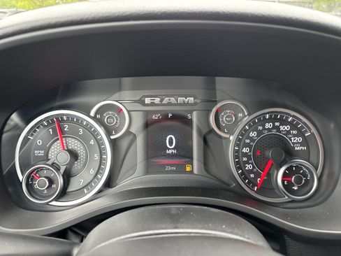 New 2026 RAM 1500 Express AWD/4WD image 12