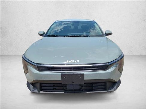Used 2025 Kia K4 FWD image 2