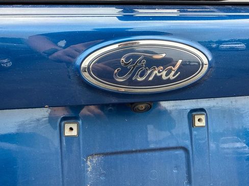 Used 2017 Ford Escape SE w/ SE Sport Appearance Package AWD/4WD image 23