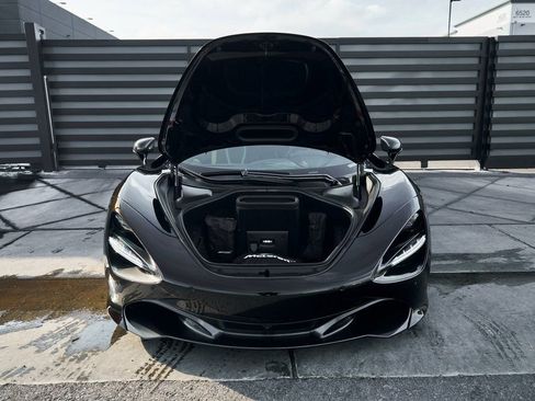 Used 2021 McLaren 720S RWD image 20